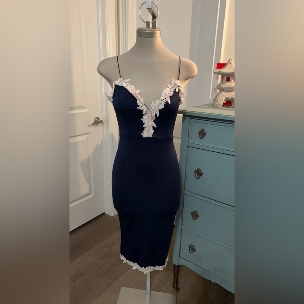 Body on dress 👗
